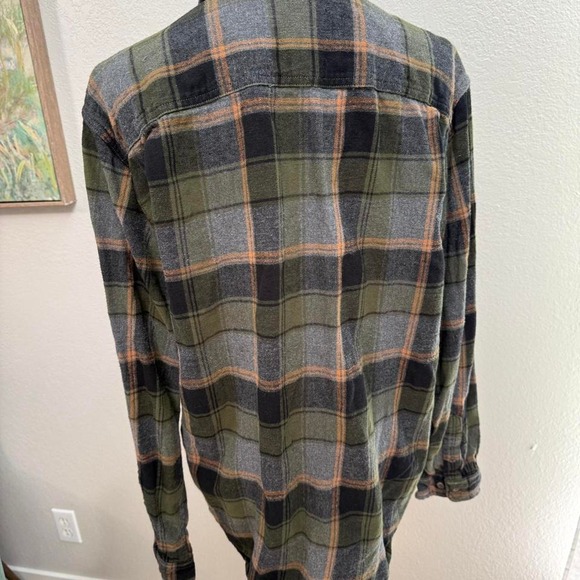 Plaid Flannel Shirt – Size L - Picture 3 of 8